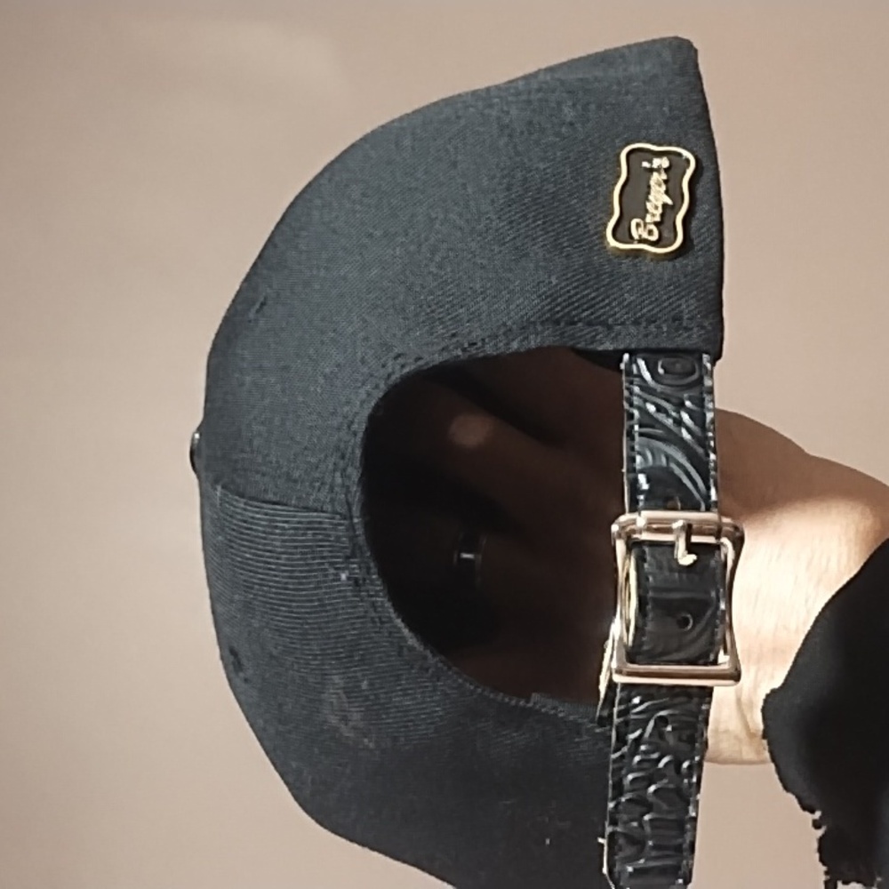 Hat - Picture 2 of 3